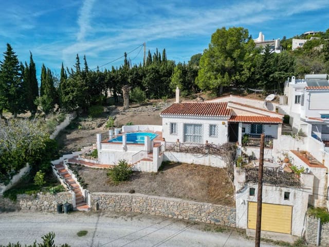 3 bedroom Townhouse for sale in Salobreña with pool garage - € 385,000 (Ref: 9395781)