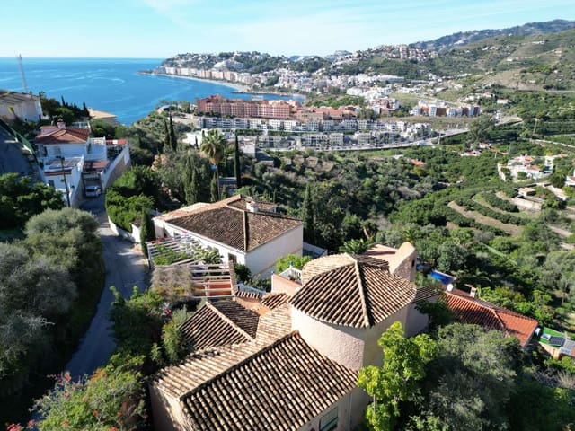 3 slaapkamer Huis te koop in Almuñécar met garage - € 390.000 (Ref: 9415450)