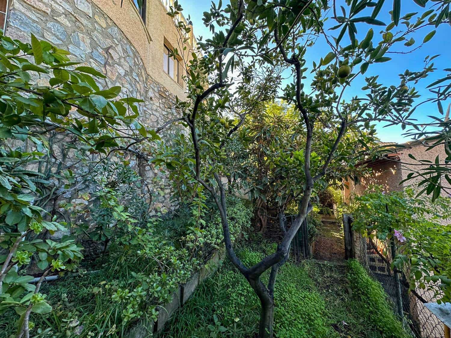 3 slaapkamer Huis te koop in Almunecar met garage - € 390.000 (Ref: 9415450)