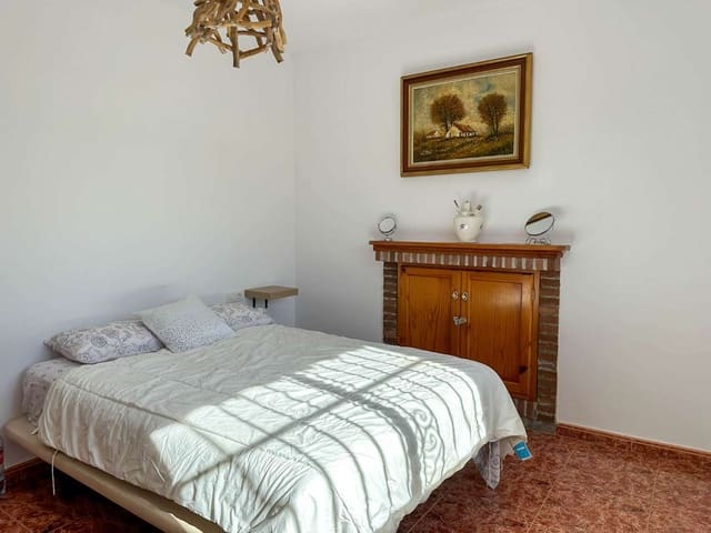 3 soveværelse Finca/Landehus til leje i Salobreña med swimmingpool - € 900 (Ref: 9424332)