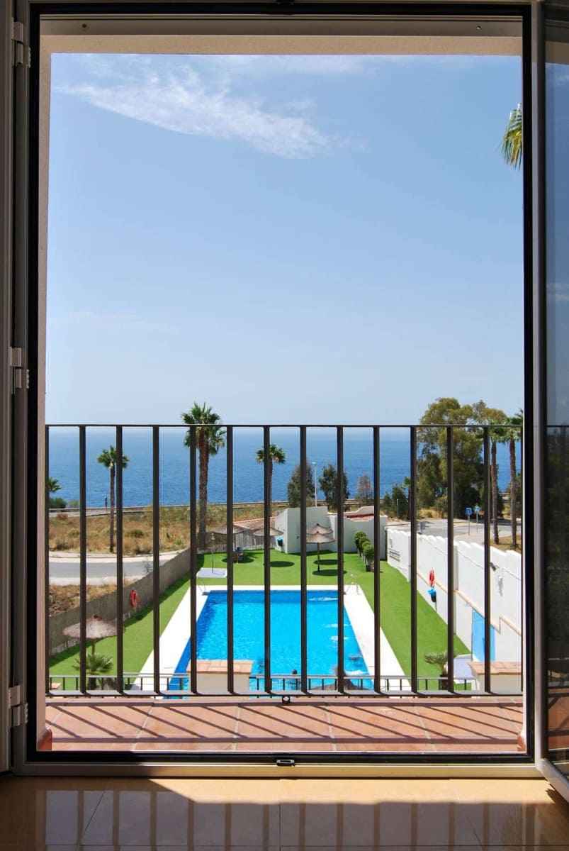 4 soverom Hus til salgs i Salobrena med svømmebasseng - € 480 000 (Ref: 9430744)