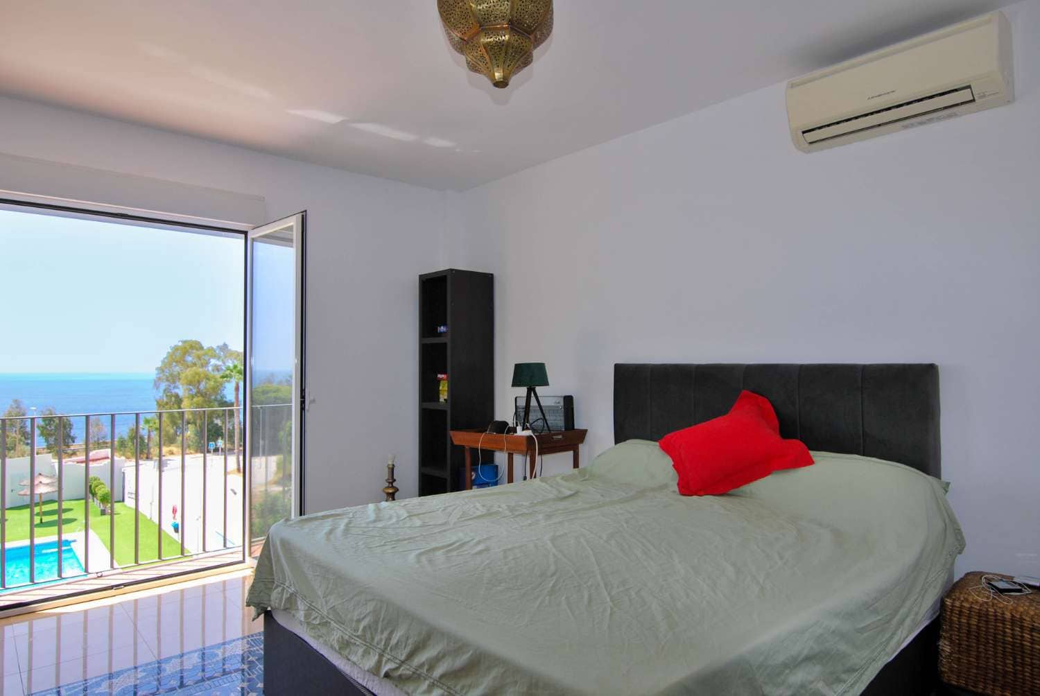 4 soverom Hus til salgs i Salobrena med svømmebasseng - € 480 000 (Ref: 9430744)