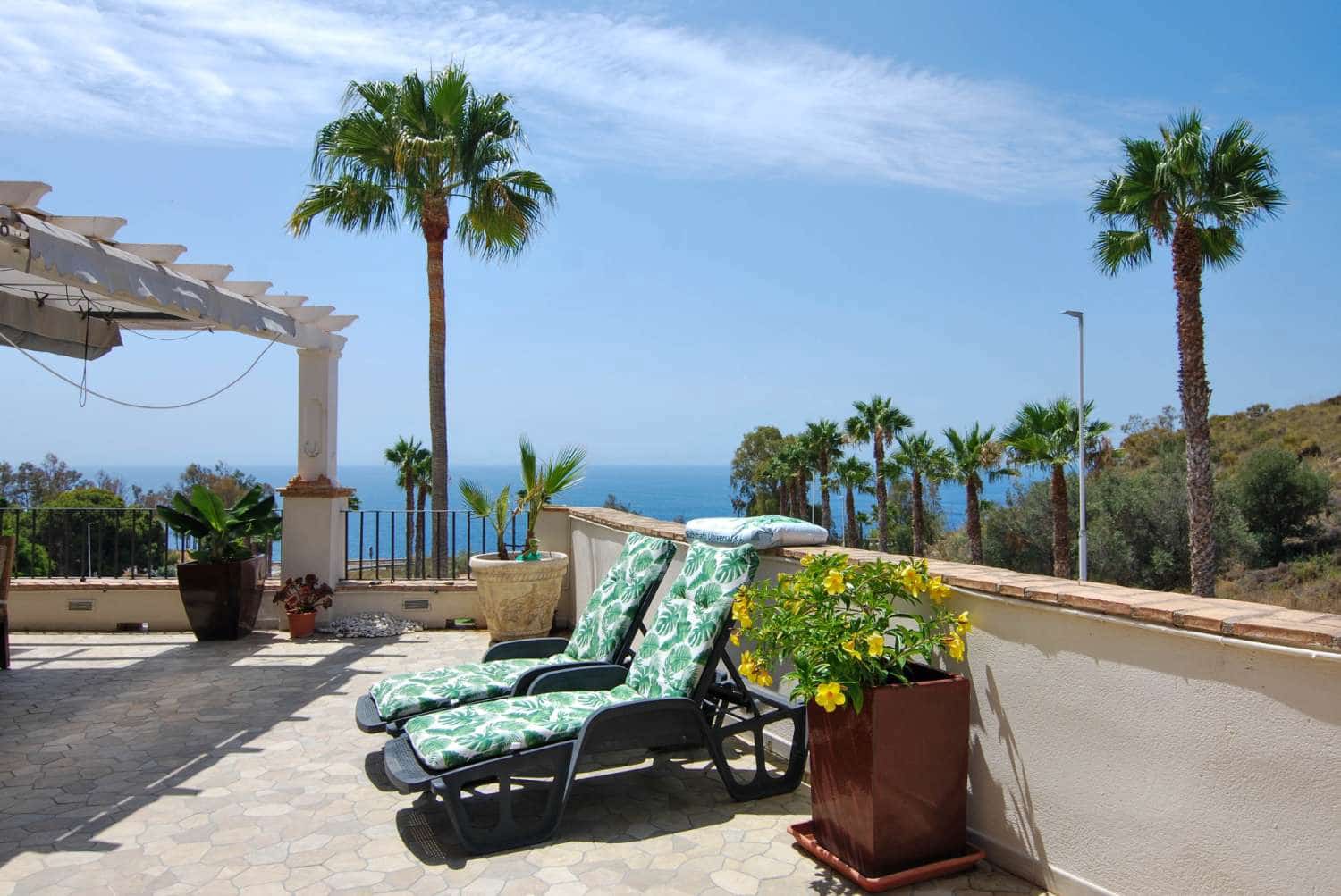 4 soverom Hus til salgs i Salobrena med svømmebasseng - € 480 000 (Ref: 9430744)