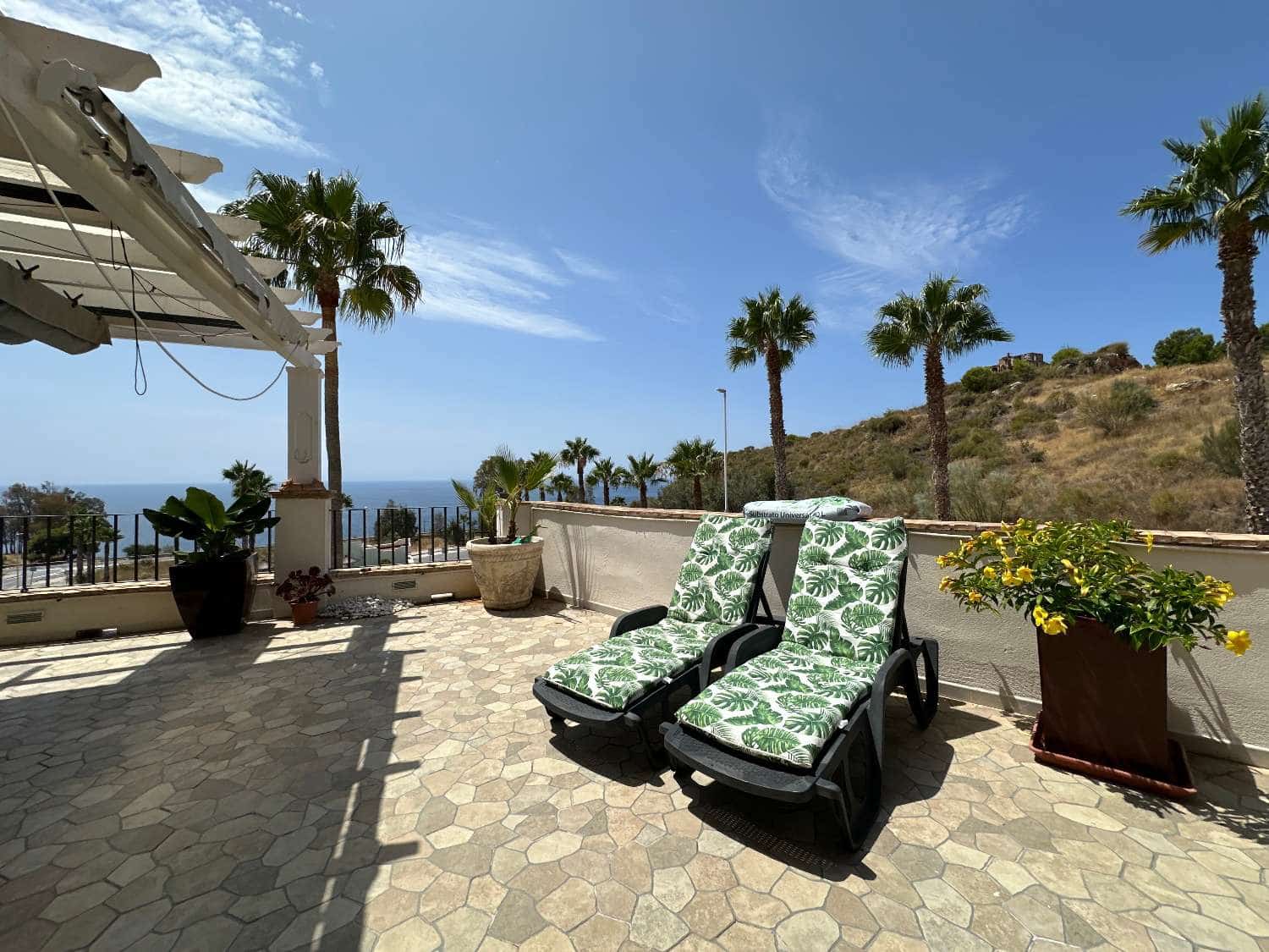 4 soverom Hus til salgs i Salobrena med svømmebasseng - € 480 000 (Ref: 9430744)