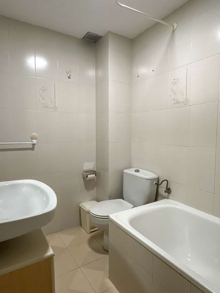 5 makuuhuone Rivitalo myytävänä paikassa Salobrena mukana uima-altaan - 416 000 € (Ref: 9446006)