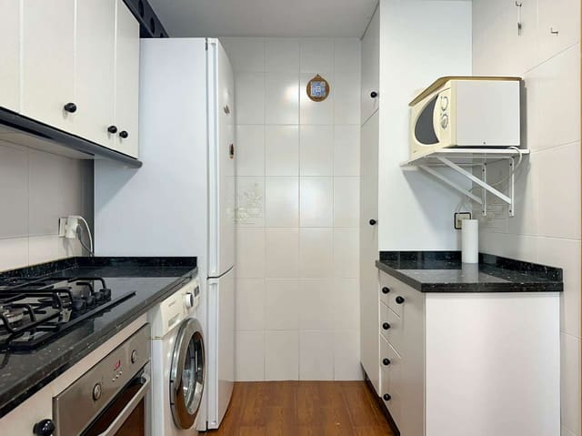 5 chambre Villa/Maison Mitoyenne à vendre à Salobreña avec piscine - 416 000 € (Ref: 9446006)