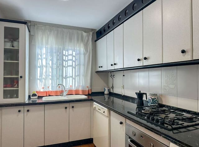 5 chambre Villa/Maison Mitoyenne à vendre à Salobreña avec piscine - 416 000 € (Ref: 9446006)