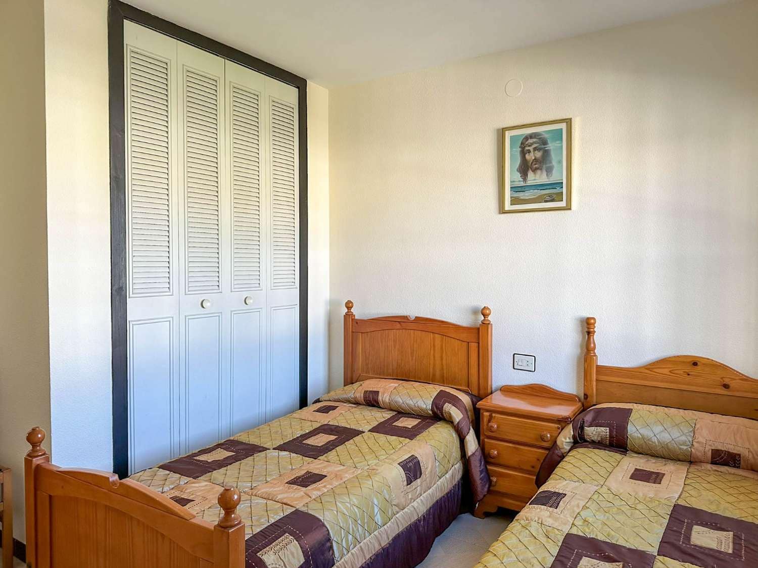 5 makuuhuone Rivitalo myytävänä paikassa Salobrena mukana uima-altaan - 416 000 € (Ref: 9446006)