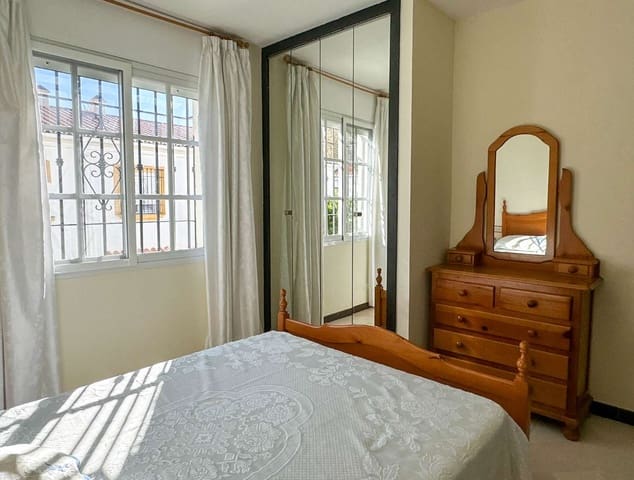 5 chambre Villa/Maison Mitoyenne à vendre à Salobreña avec piscine - 416 000 € (Ref: 9446006)