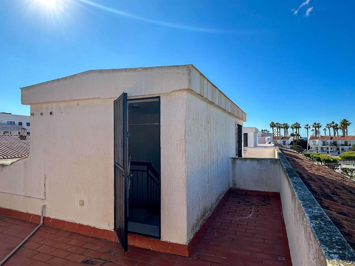 5 makuuhuone Rivitalo myytävänä paikassa Salobrena mukana uima-altaan - 416 000 € (Ref: 9446006)