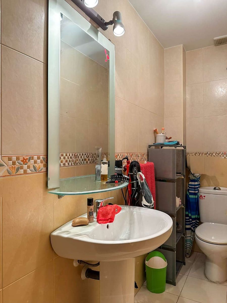 2 soveværelse Lejlighed til salg i Salobrena med swimmingpool - € 140.000 (Ref: 9446007)