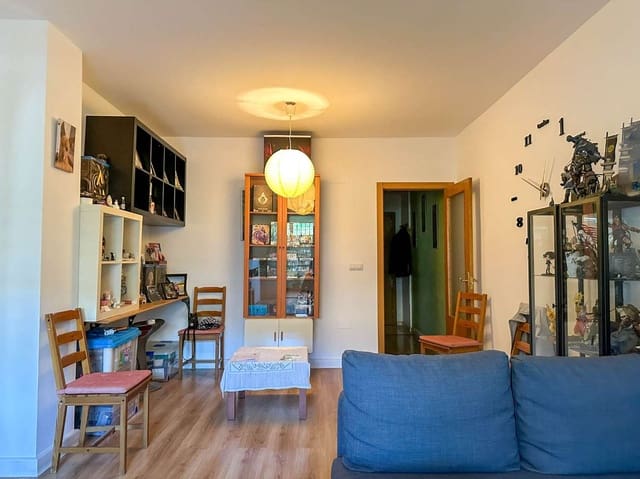 2 bedroom Flat for sale in Salobreña with pool - € 140,000 (Ref: 9446007)