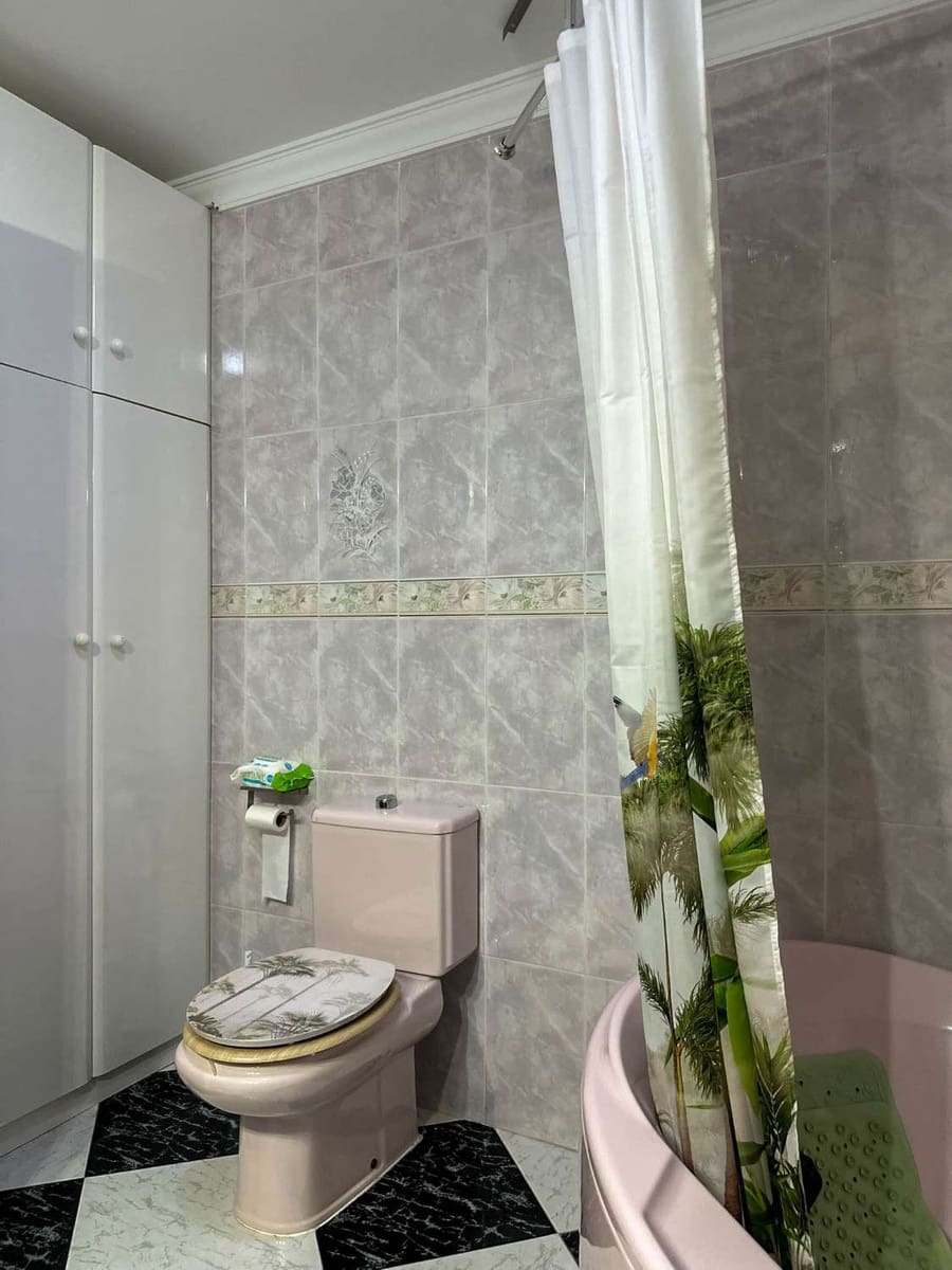 Piso de 3 habitaciones en Vélez de Benaudalla en alquiler - 750 € (Ref: 9518557)