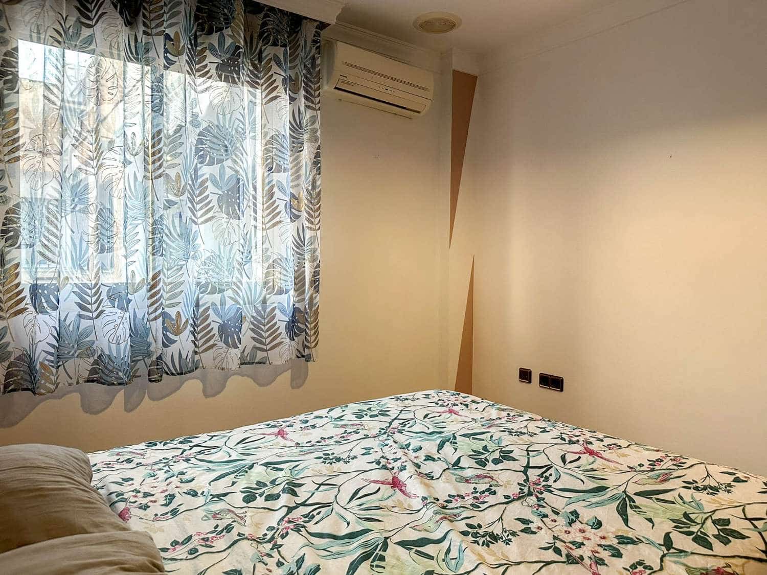 Piso de 3 habitaciones en Vélez de Benaudalla en alquiler - 750 € (Ref: 9518557)