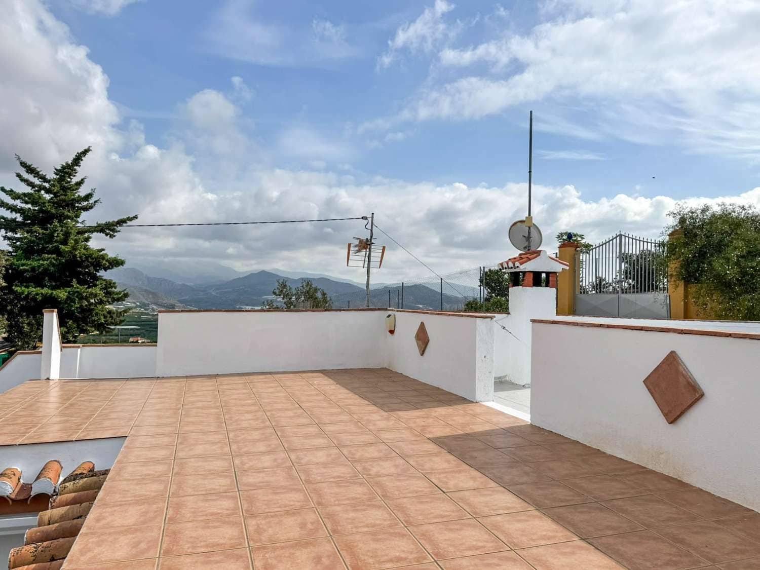 Finca/Casa Rural de 3 habitaciones en Salobreña en venta con piscina - 295.000 € (Ref: 9520682)