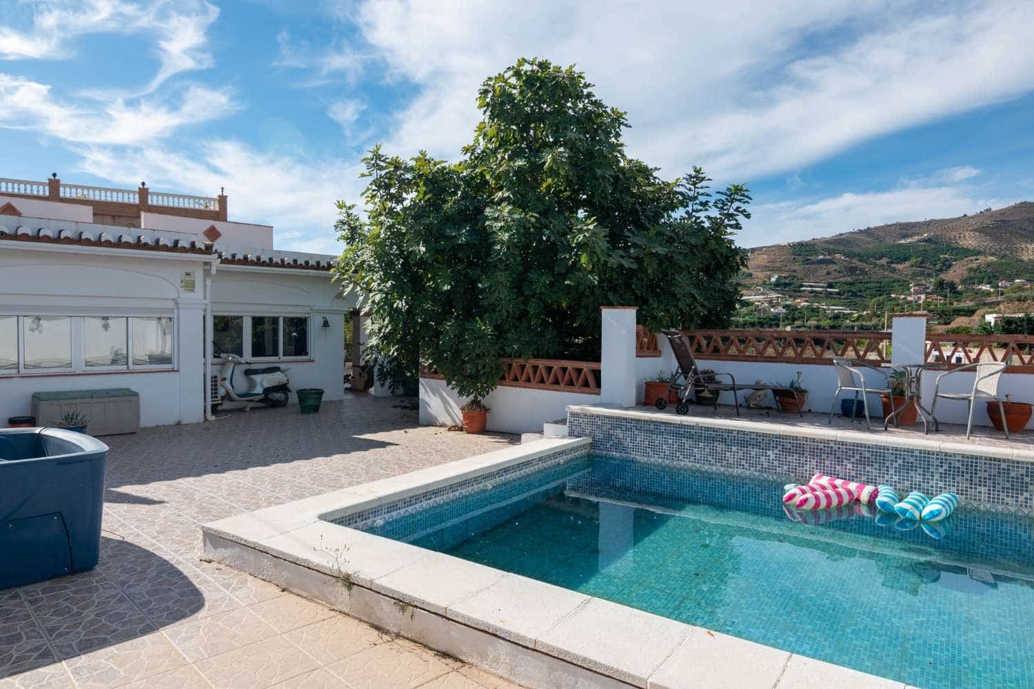 3 camera da letto Finca/Casa di Campagna in vendita in Salobrena con piscina - 285.000 € (Rif: 9520682)