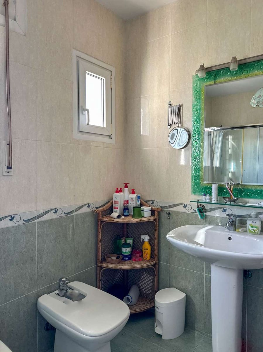 3 makuuhuone Omakotitalo myytävänä paikassa Salobrena - 850 000 € (Ref: 9533332)