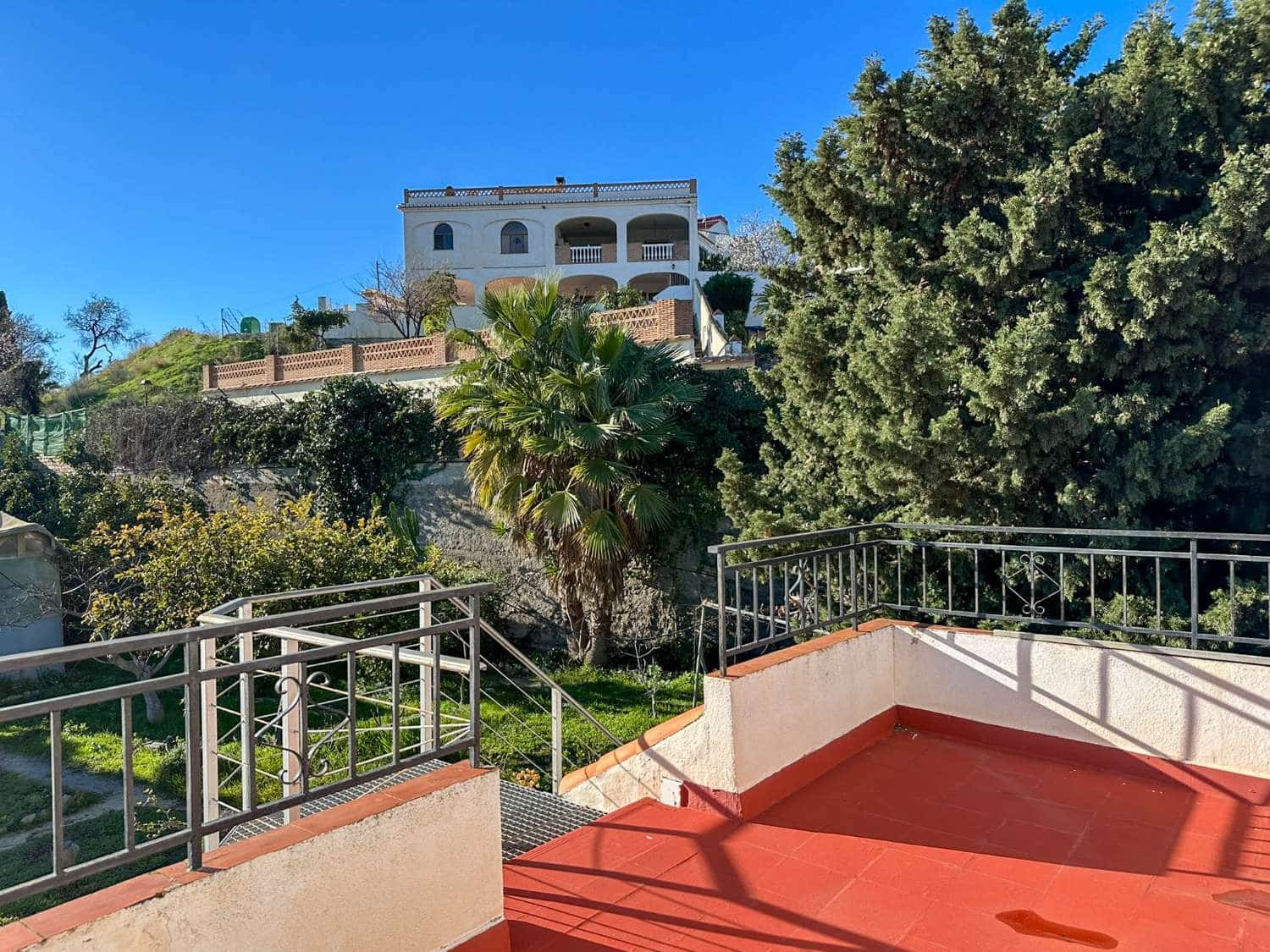 3 makuuhuone Omakotitalo myytävänä paikassa Salobrena - 850 000 € (Ref: 9533332)