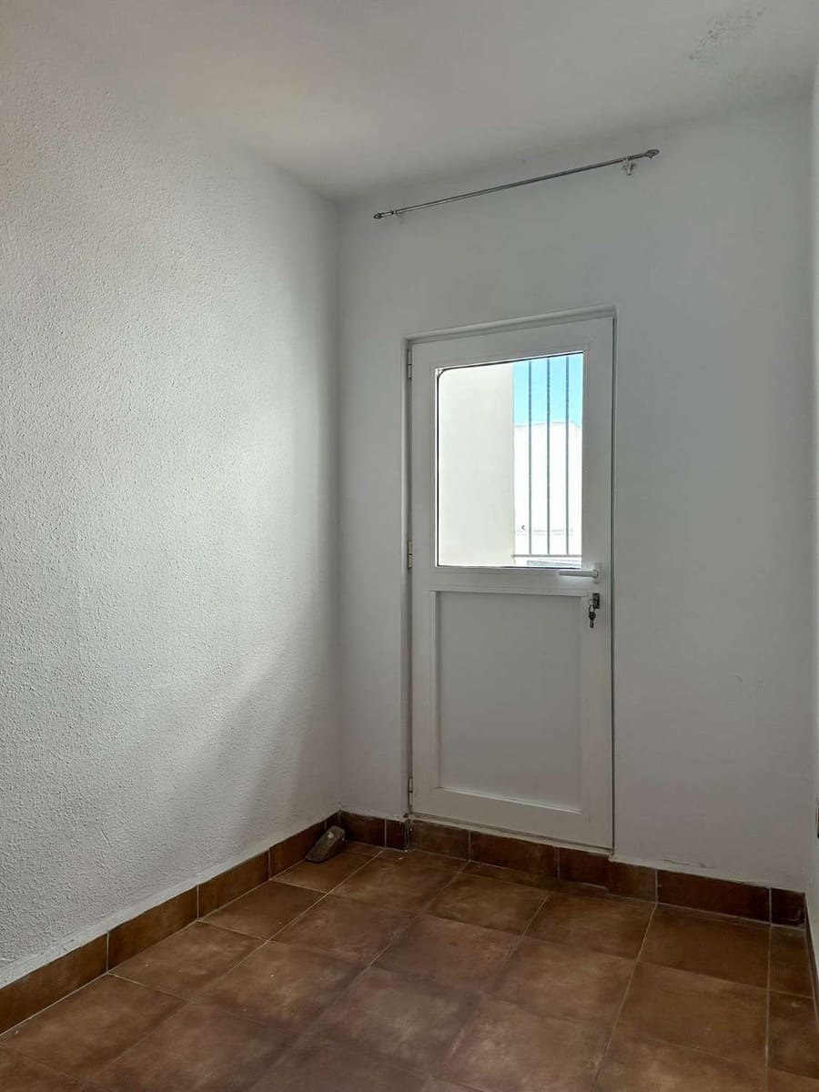 Casa de 3 habitaciones en Salobreña en venta - 259.000 € (Ref: 9557762)