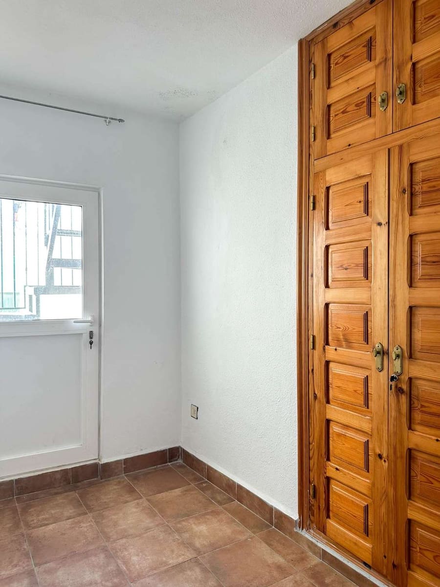 Casa de 3 habitaciones en Salobreña en venta - 259.000 € (Ref: 9557762)