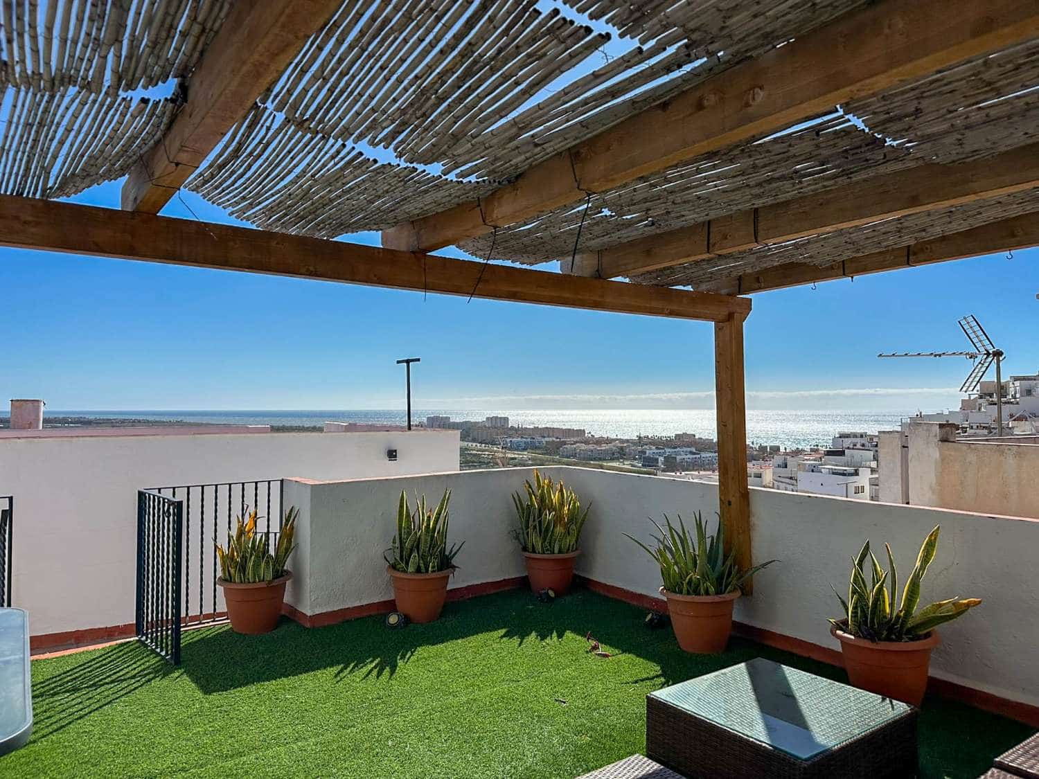 Casa de 3 habitaciones en Salobreña en venta - 259.000 € (Ref: 9557762)