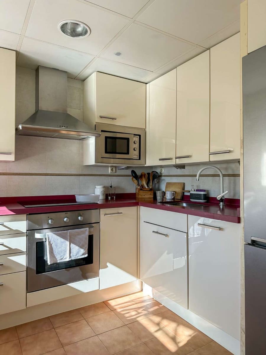 2 slaapkamer Rijtjeshuis te koop in Salobrena met zwembad garage - € 270.000 (Ref: 9604656)