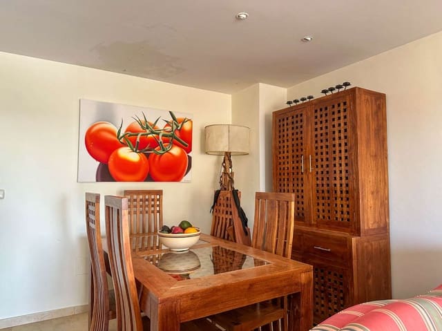 2 slaapkamer Rijtjeshuis te koop in Salobreña met zwembad garage - € 270.000 (Ref: 9604656)