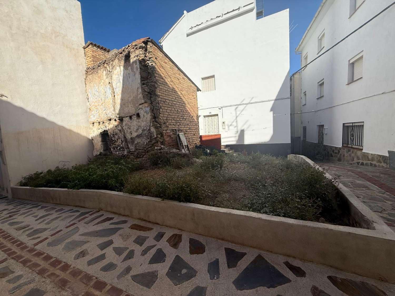 Tontti myytävänä paikassa Los Guajares - 15 000 € (Ref: 9604657)