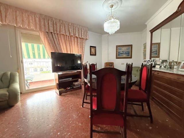 4 quarto Apartamento para venda em Salobreña - 180 000 € (Ref: 9655748)