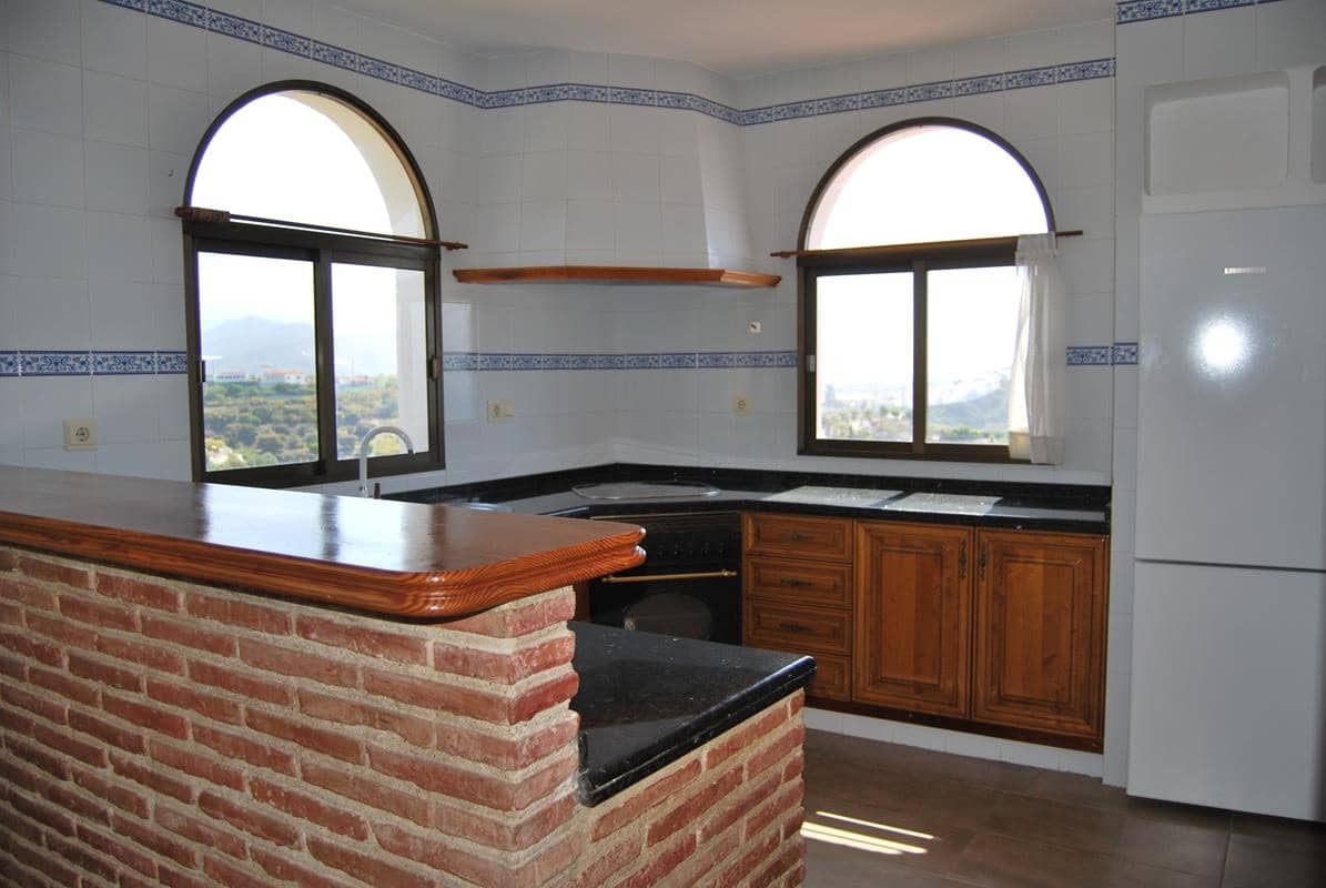 5 sypialnia Willa na sprzedaż w Salobrena - 510 000 € (Ref: 9658427)