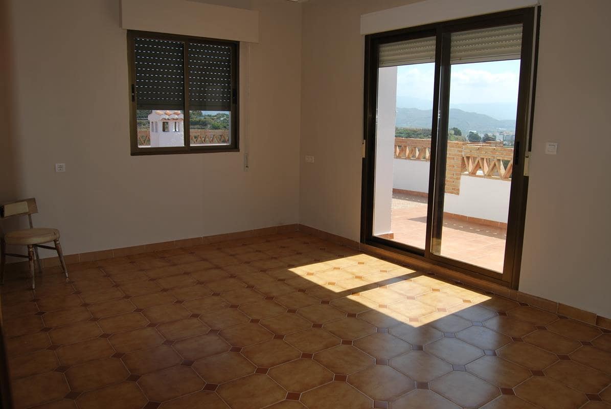 5 sypialnia Willa na sprzedaż w Salobrena - 510 000 € (Ref: 9658427)