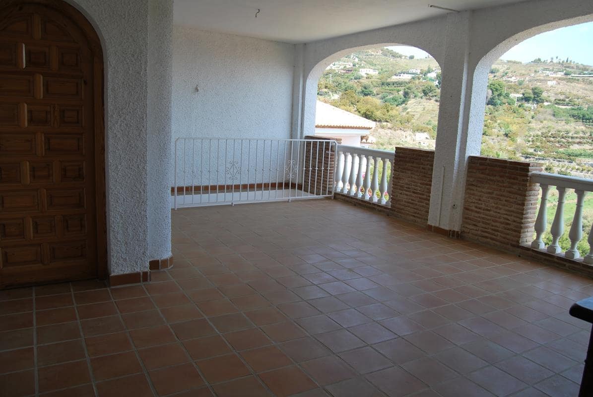 5 sypialnia Willa na sprzedaż w Salobrena - 510 000 € (Ref: 9658427)