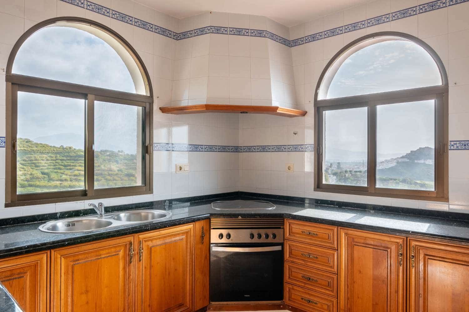 5 quarto Moradia para venda em Salobrena - 510 000 € (Ref: 9658427)