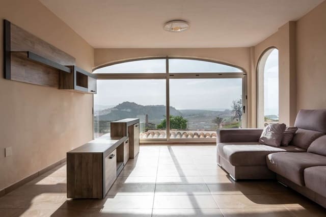 Chalet de 5 habitaciones en Salobreña en venta - 510.000 € (Ref: 9658427)