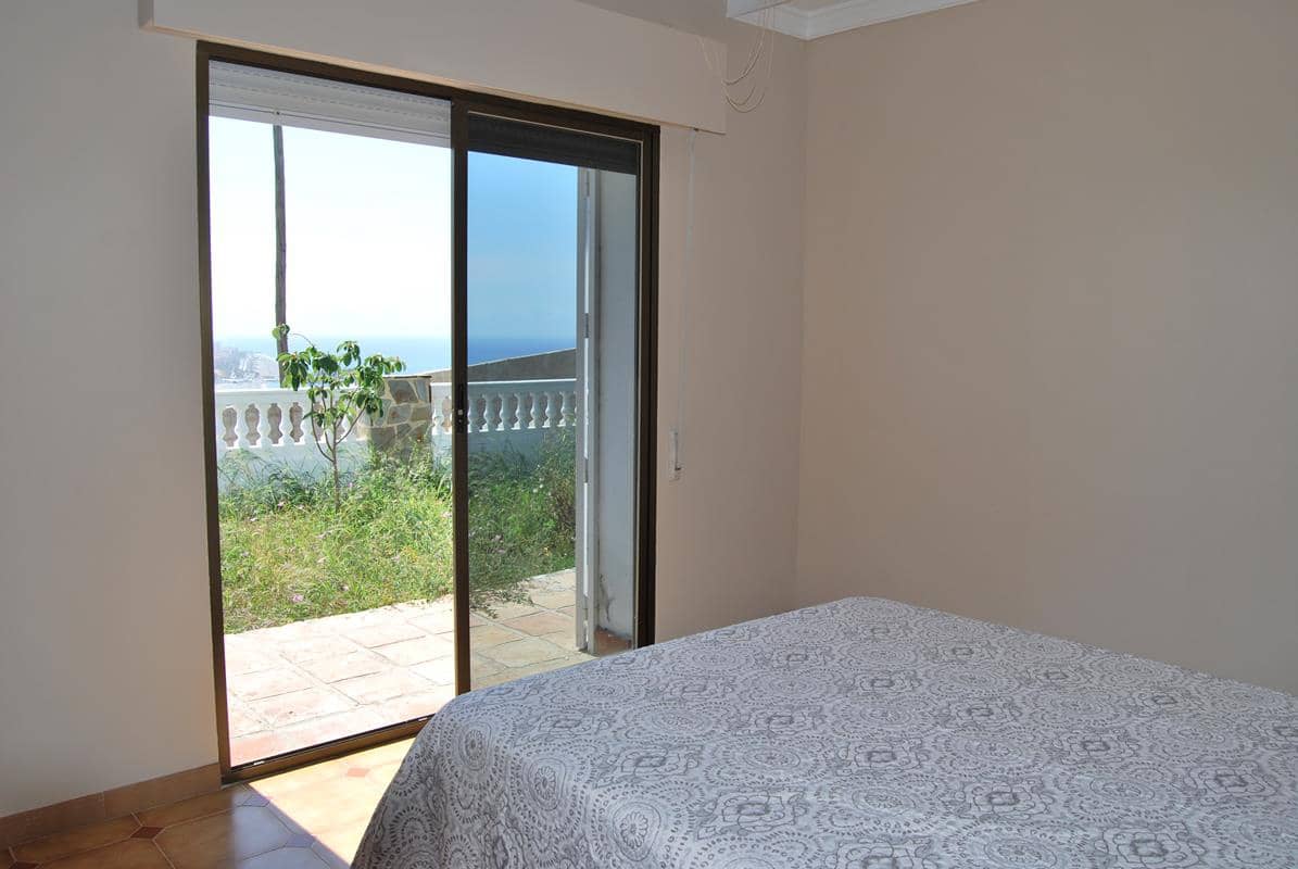 Chalet de 5 habitaciones en Salobreña en venta - 525.000 € (Ref: 9658427)