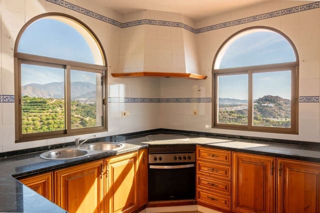 5 soverom Villa til salgs i Salobreña - € 525 000 (Ref: 9658427)