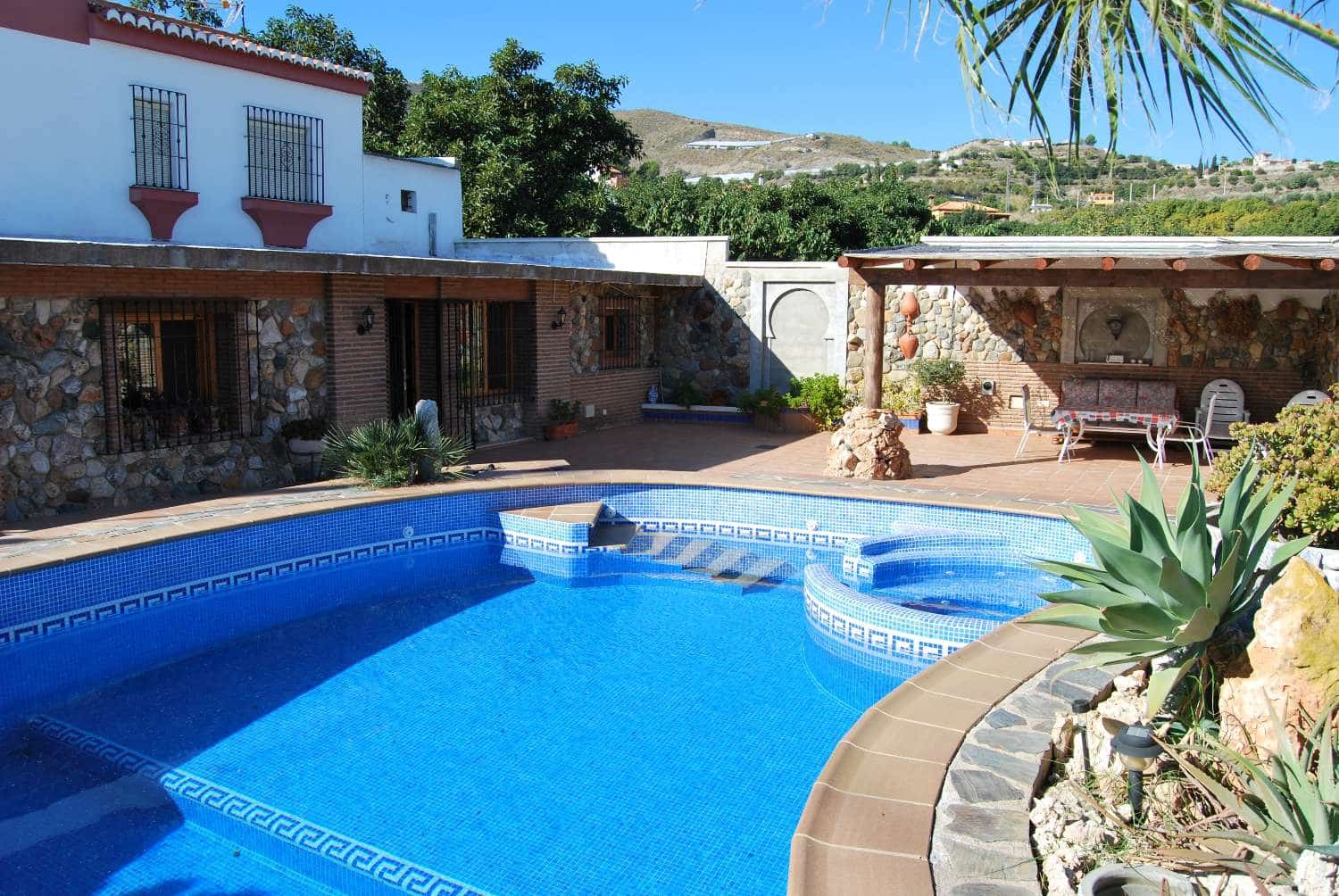 3 camera da letto Finca/Casa di Campagna in vendita in Salobrena con piscina - 440.000 € (Rif: 9726432)