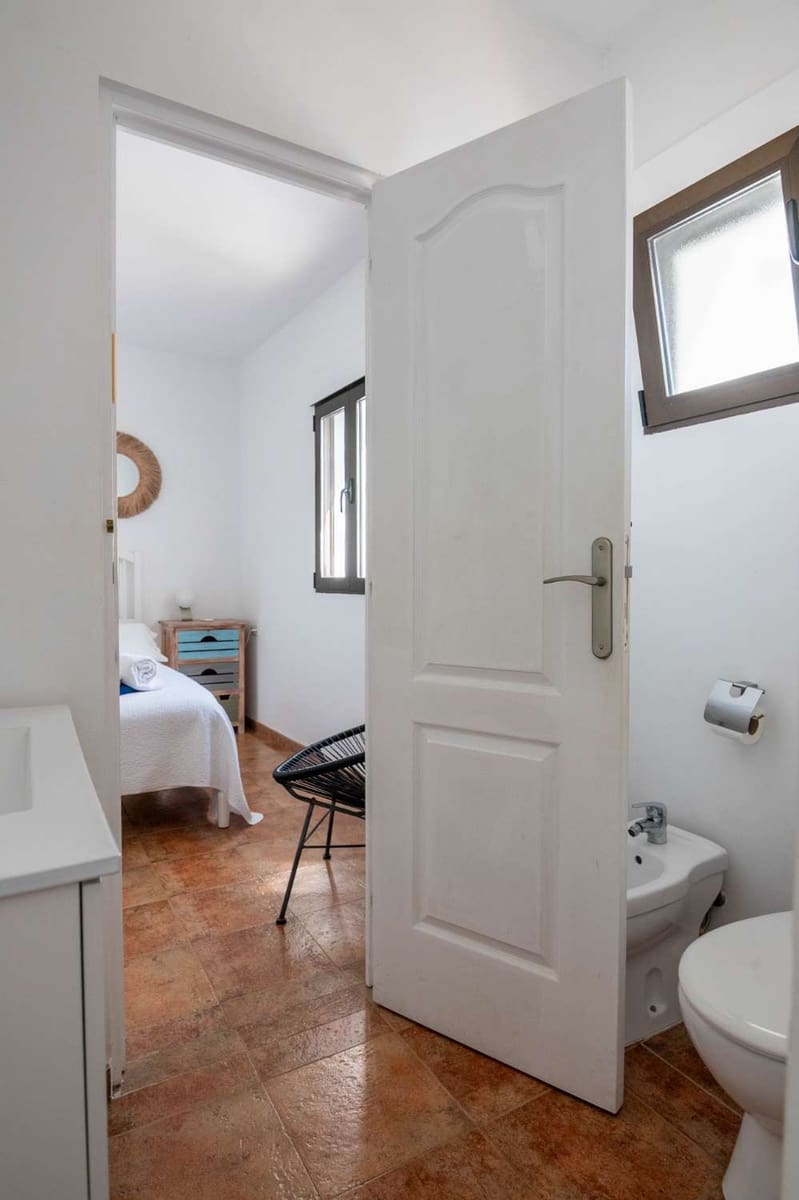 5 chambre Villa/Maison à vendre à Salobrena avec piscine - 950 000 € (Ref: 9780237)