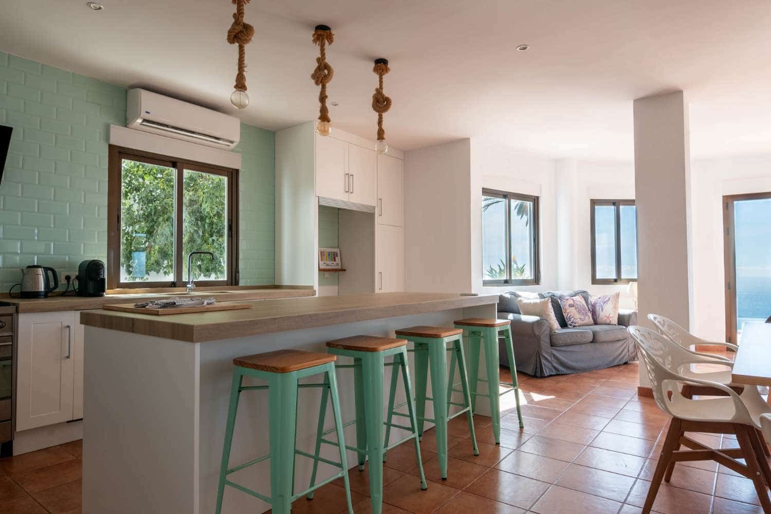 5 chambre Villa/Maison à vendre à Salobrena avec piscine - 950 000 € (Ref: 9780237)