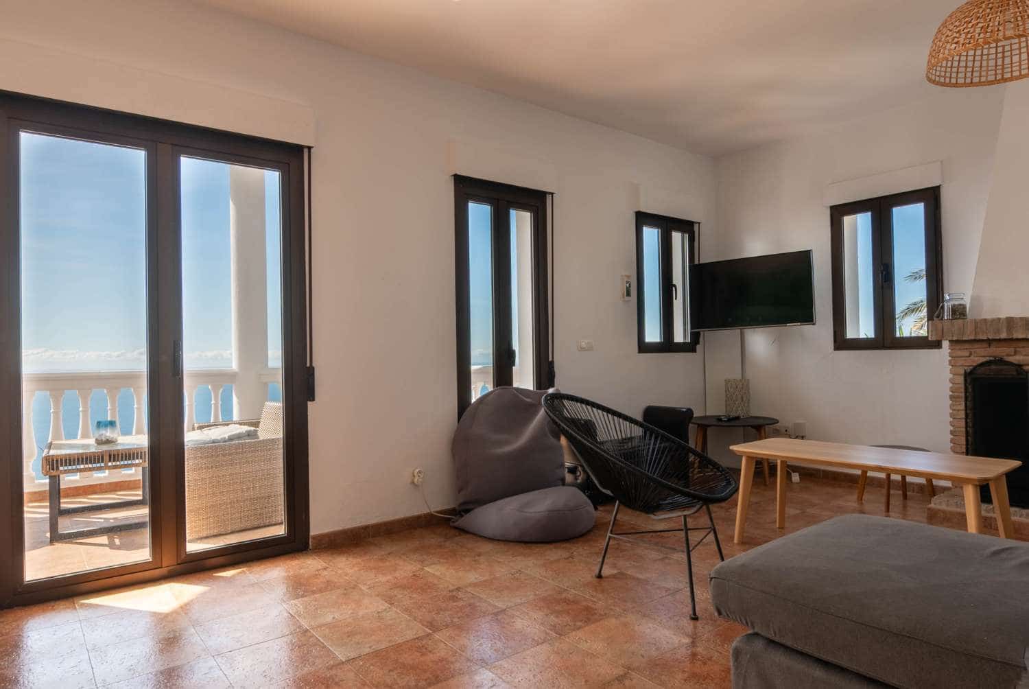 5 chambre Villa/Maison à vendre à Salobrena avec piscine - 950 000 € (Ref: 9780237)