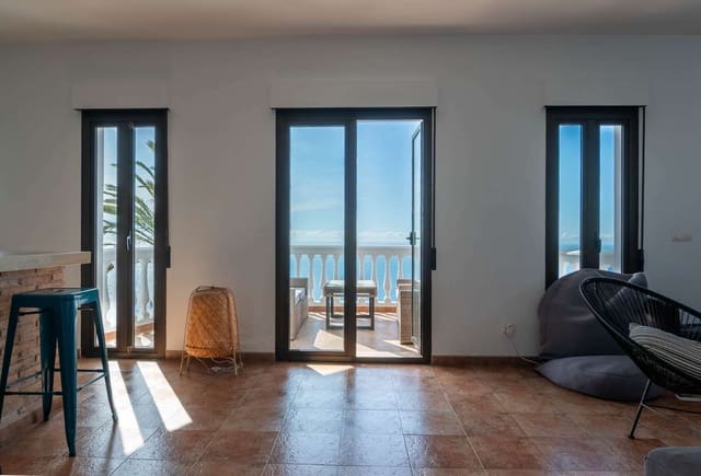 5 chambre Villa/Maison à vendre à Salobreña avec piscine - 950 000 € (Ref: 9780237)