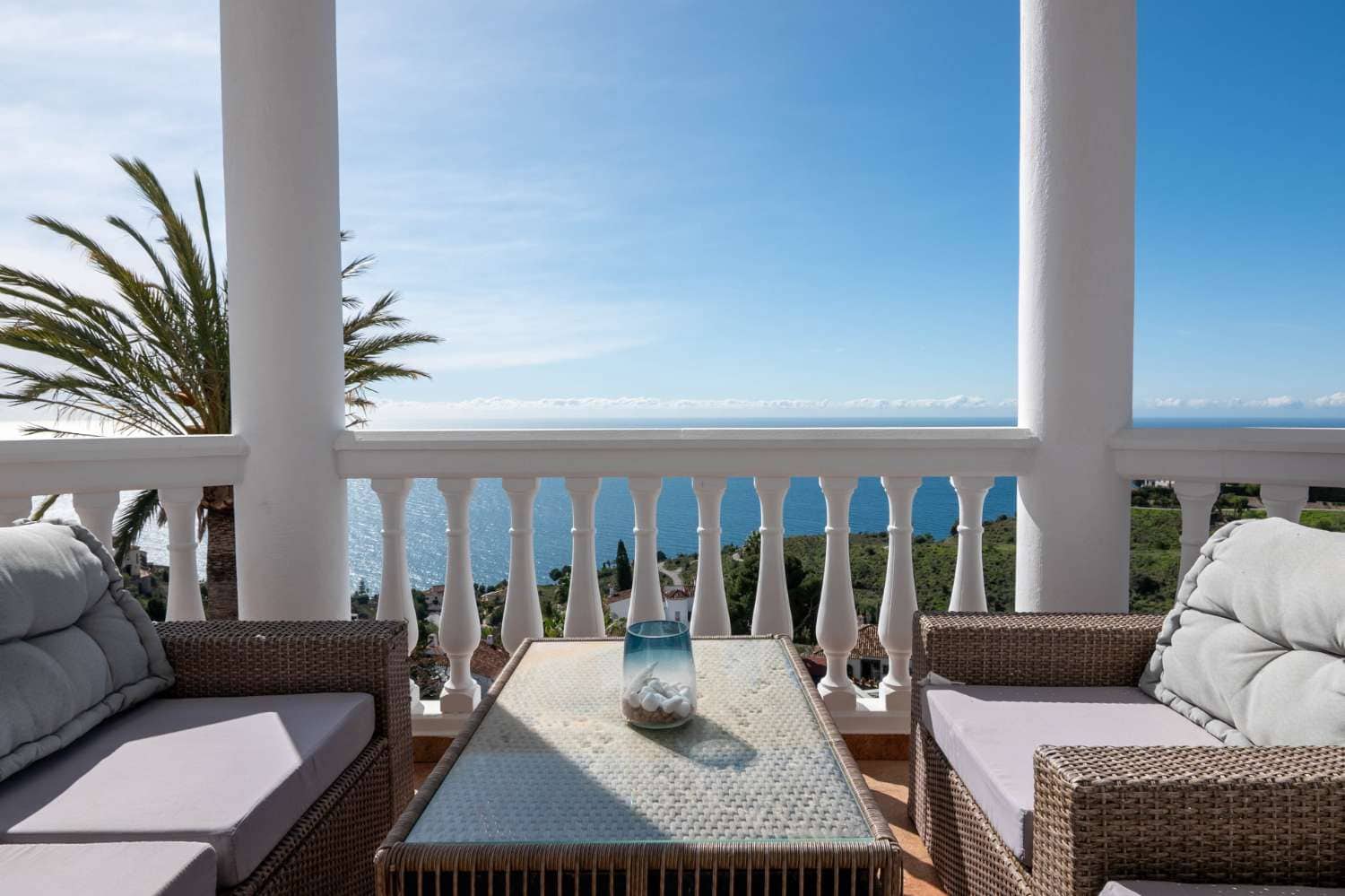 5 chambre Villa/Maison à vendre à Salobrena avec piscine - 950 000 € (Ref: 9780237)