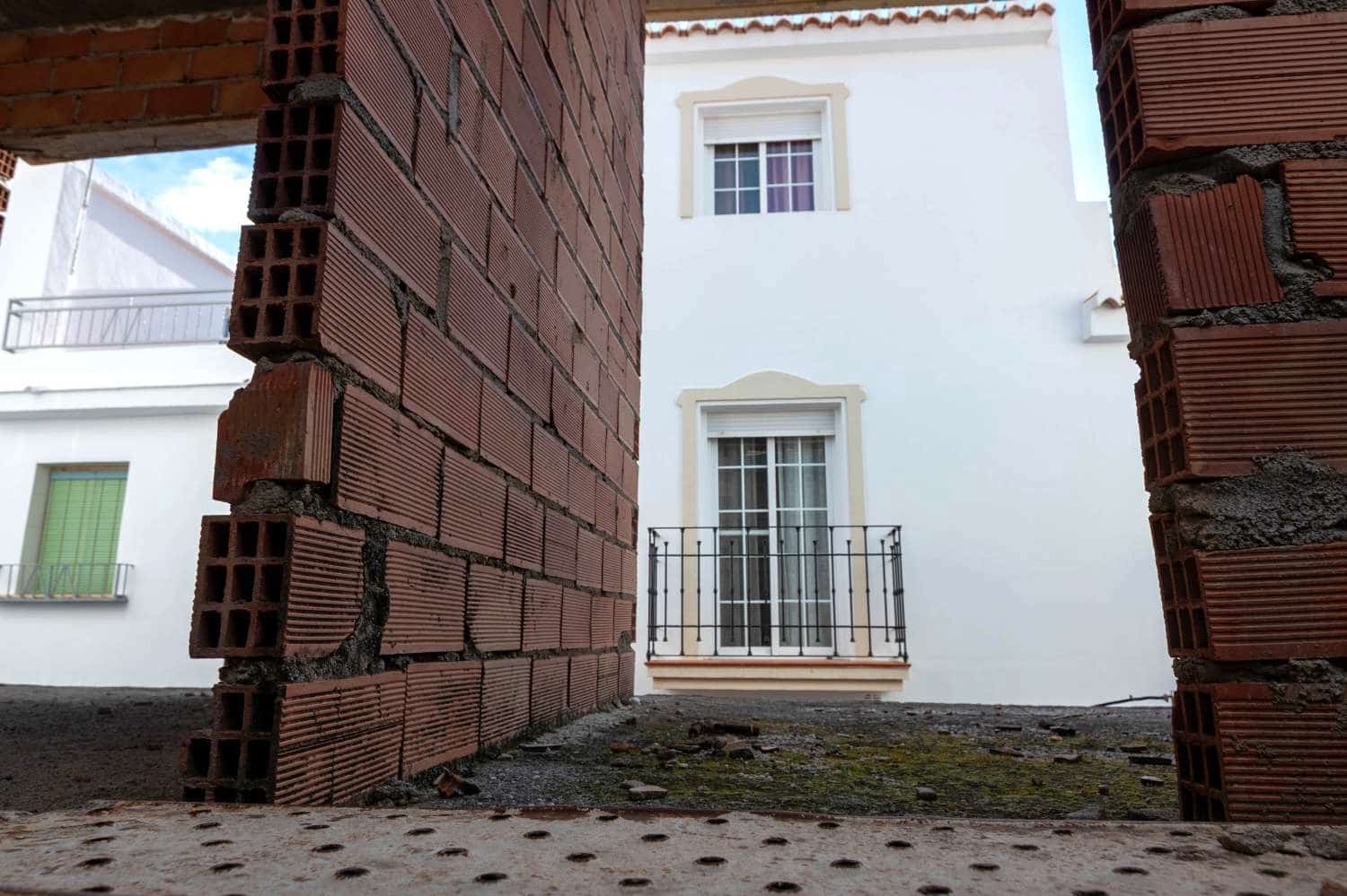 Casa en Molvízar en venta - 45.000 € (Ref: 9804068)