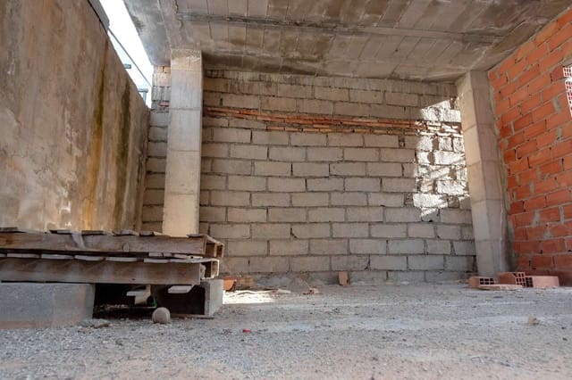 Casa en Molvízar en venta - 45.000 € (Ref: 9804068)