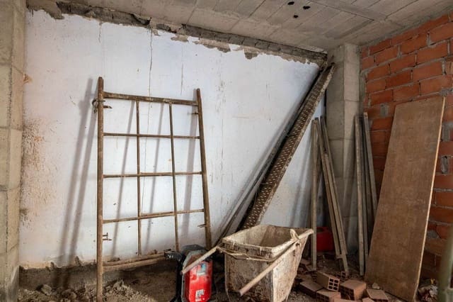 Casa en Molvízar en venta - 45.000 € (Ref: 9804068)