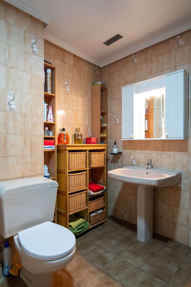 Casa de 7 habitaciones en Salobreña en venta - 795.000 € (Ref: 9806205)