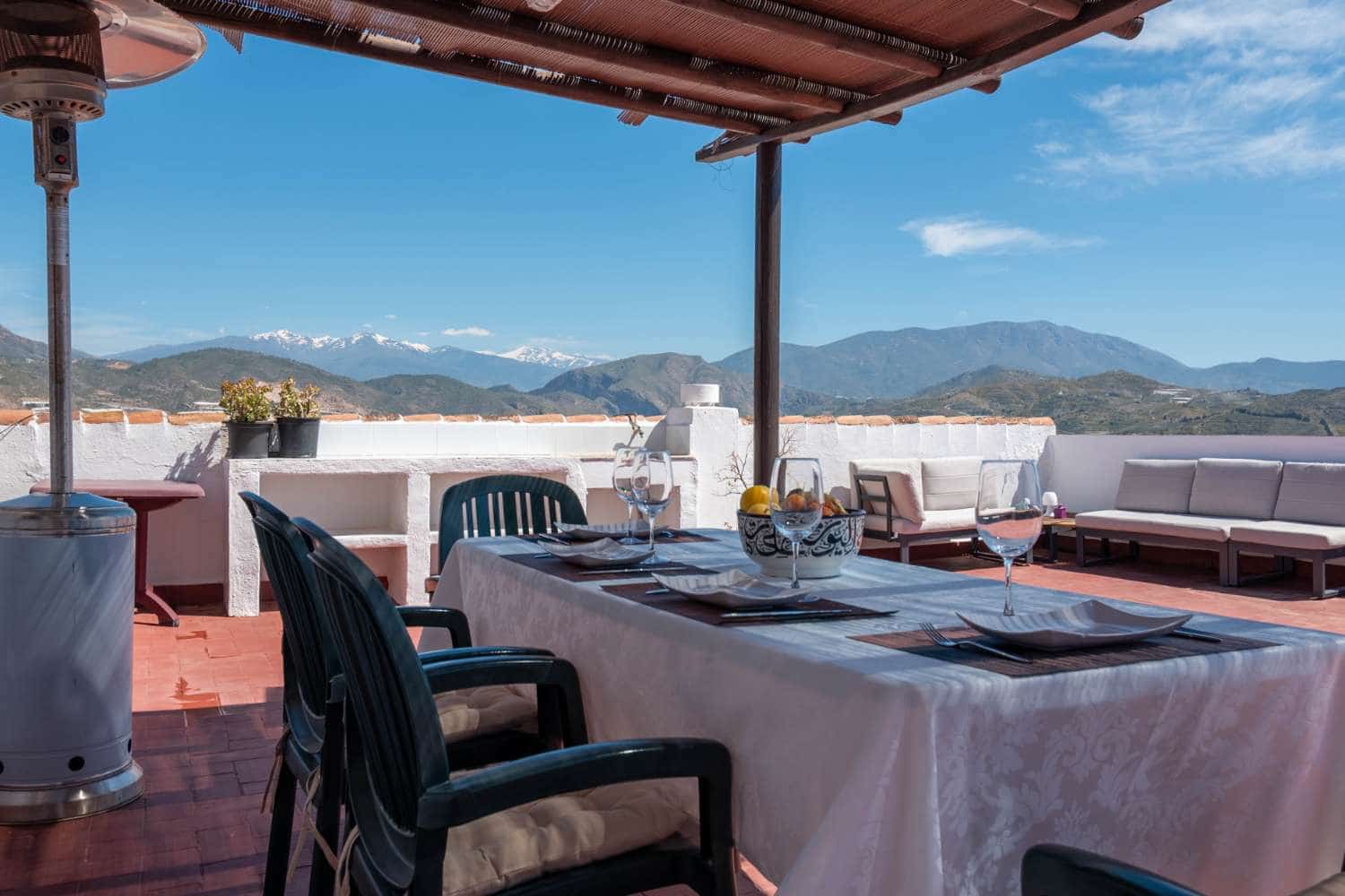 Casa de 7 habitaciones en Salobreña en venta - 795.000 € (Ref: 9806205)