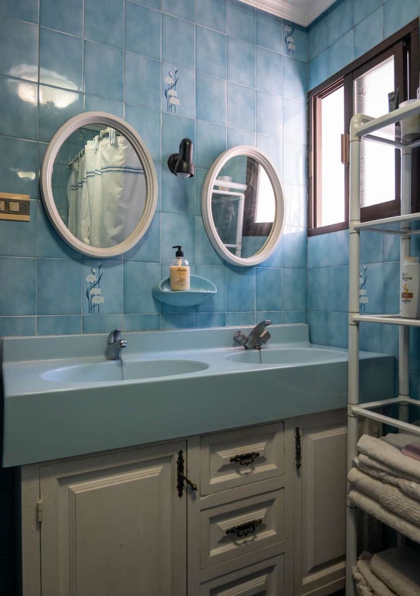 Casa de 7 habitaciones en Salobreña en venta - 795.000 € (Ref: 9806205)