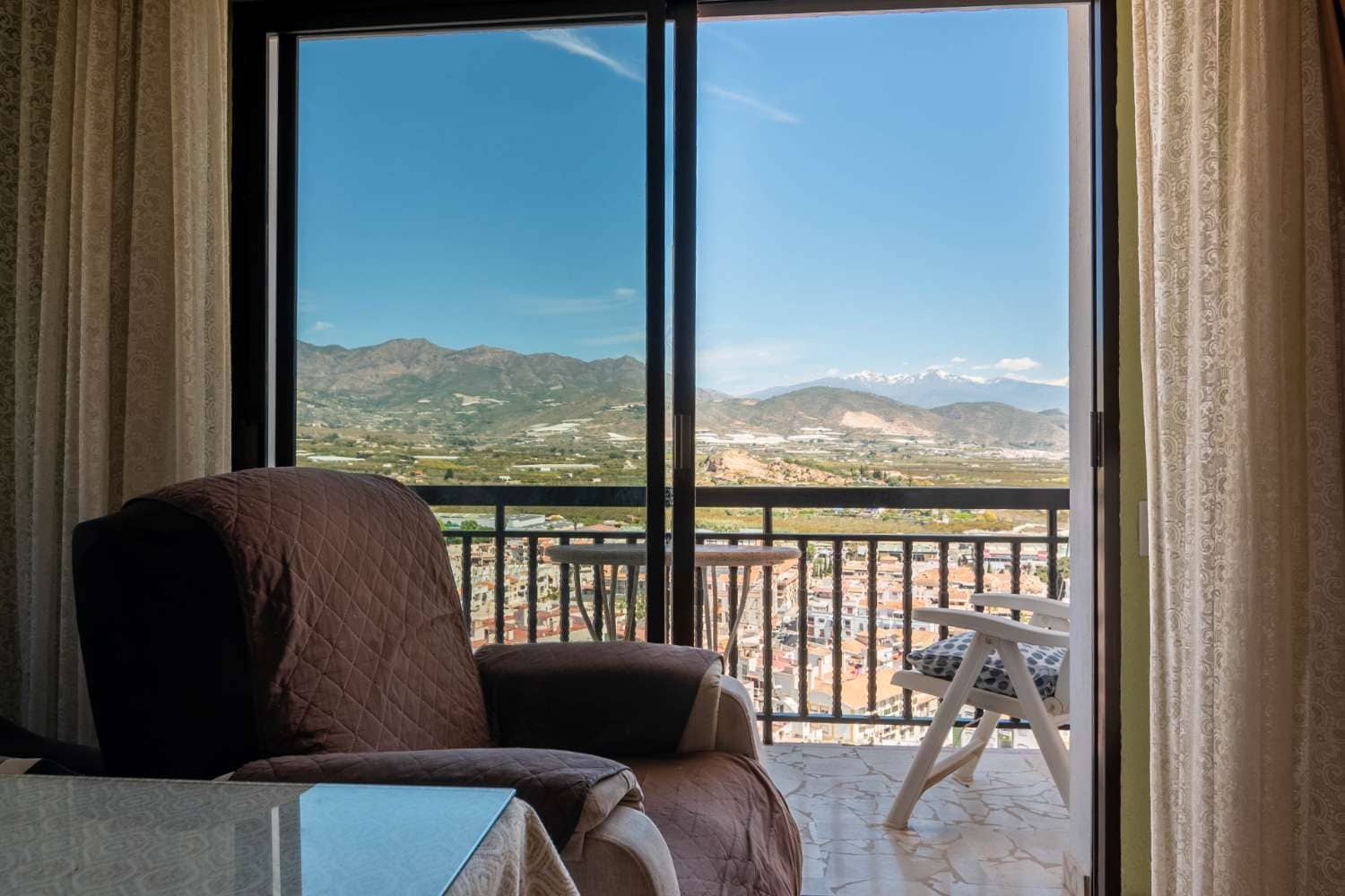 Casa de 7 habitaciones en Salobreña en venta - 795.000 € (Ref: 9806205)