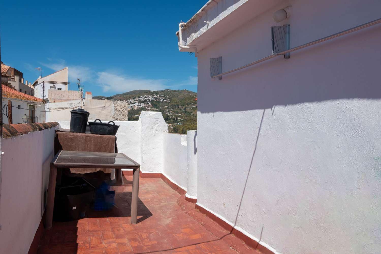 Casa de 7 habitaciones en Salobreña en venta - 795.000 € (Ref: 9806205)